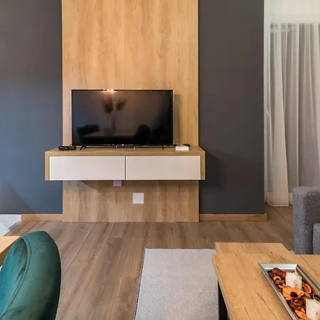 Daisy Apartment *