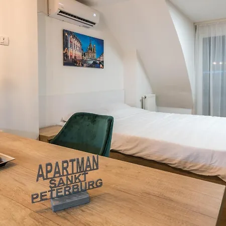 Daisy Apartment